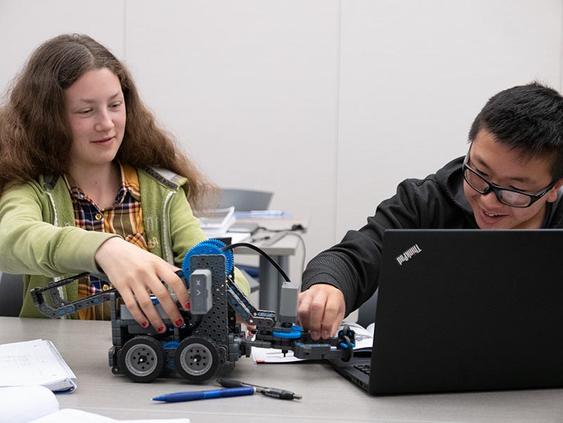 Photograph of Advanced Robotic Engineering during class